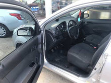 Cargar imagen en el visor de la galería, Chevrolet Aveo LS/12